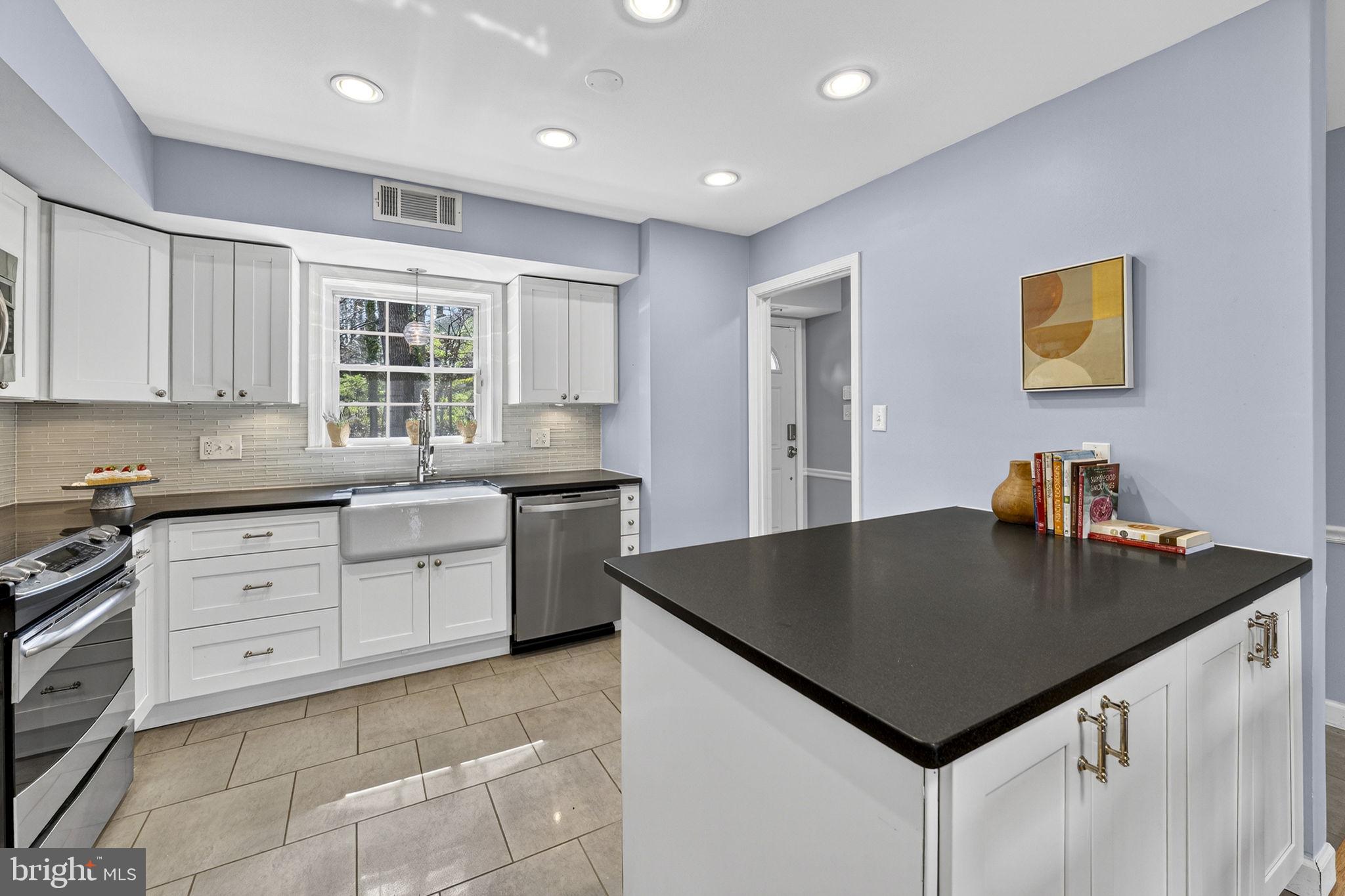 6501 Orono Court Springfield, VA 22152 - Photo 6 of 47 Upgraded Kitchen
