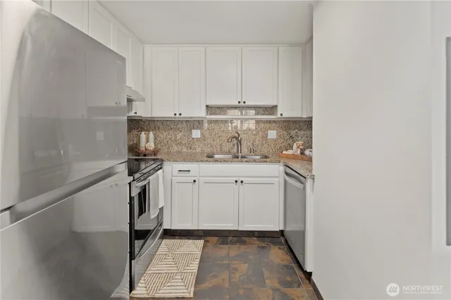 $425,000 | 1300 University Street, Unit 2G, Seattle, WA 98101