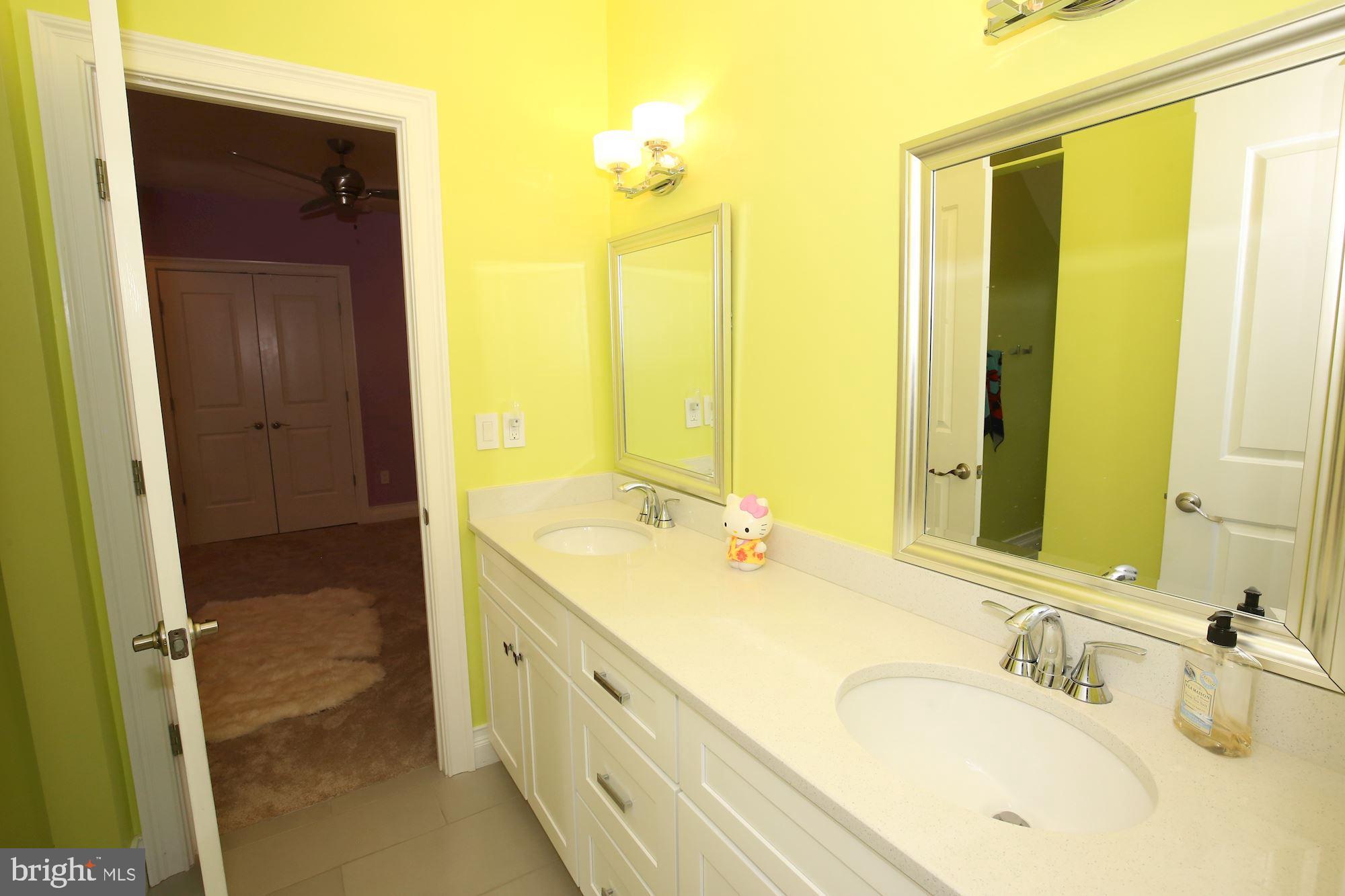 3346 Jones Bridge Road Chevy Chase, MD 20815 - Photo 22 of 50 Upstairs Jack and Jill Bathroom