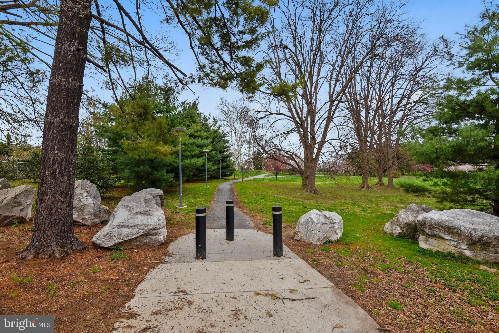 3346 Jones Bridge Road Chevy Chase, MD 20815 - Photo 46 of 50 NIH Trail