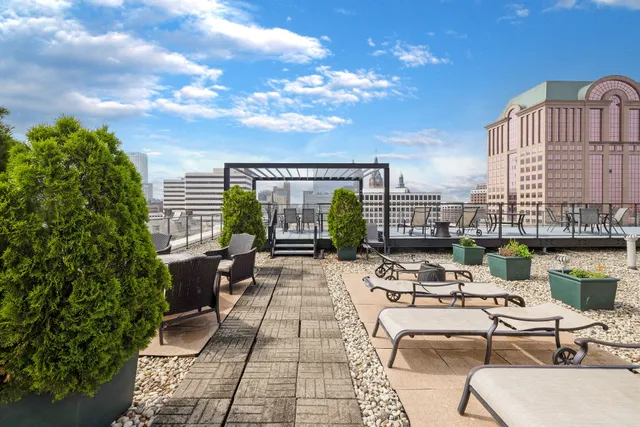 $383,000 | 270 East Highland Avenue, Unit 437, Milwaukee, WI 53202