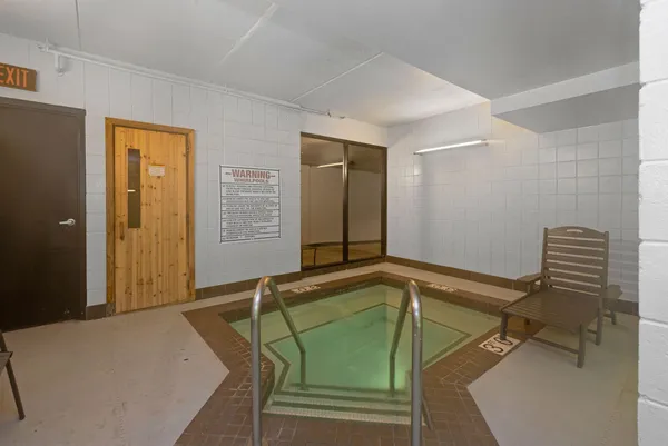 $362,900 | 270 East Highland Avenue, Unit 437, Milwaukee, WI 53202