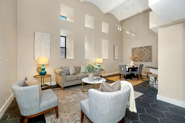 $383,000 | 270 East Highland Avenue, Unit 437, Milwaukee, WI 53202