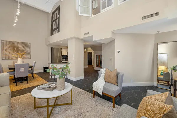 $362,900 | 270 East Highland Avenue, Unit 437, Milwaukee, WI 53202