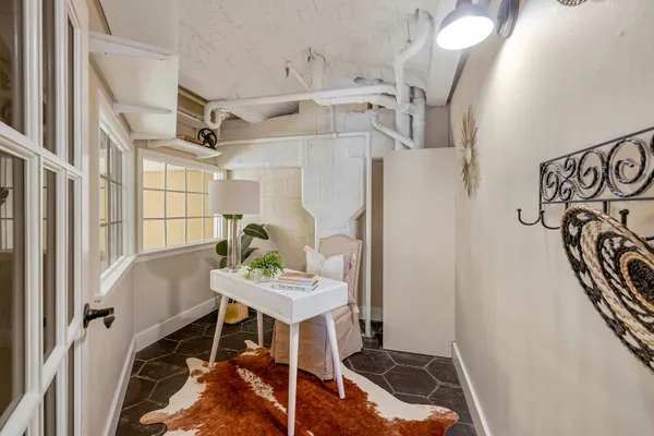 $362,900 | 270 East Highland Avenue, Unit 437, Milwaukee, WI 53202