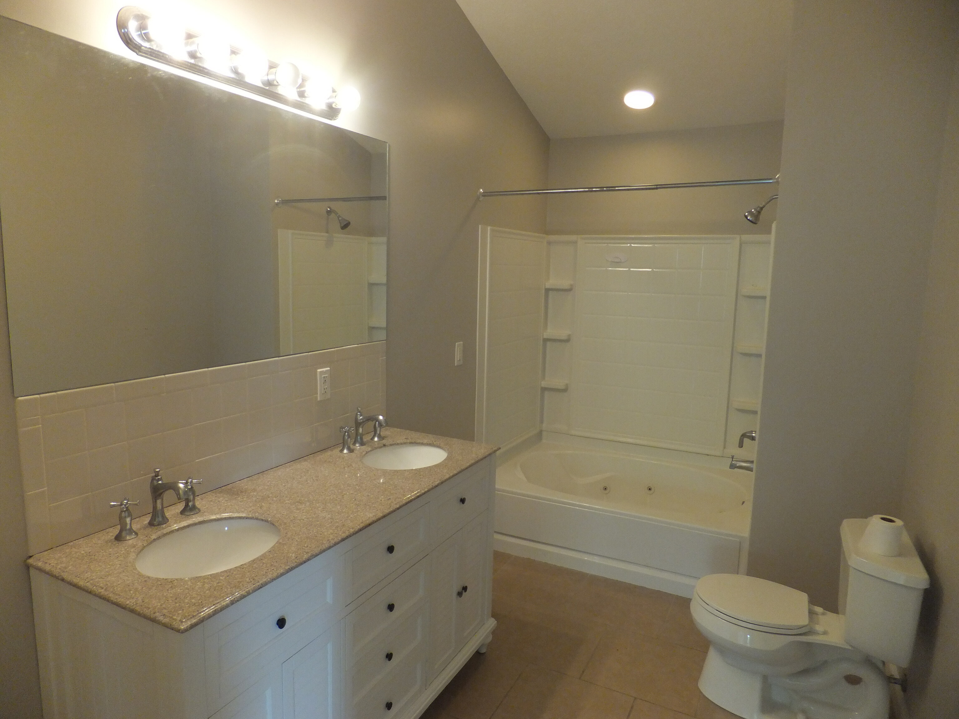 151 Griffin Road Indianapolis, IN 46227 - Photo 8 of 14 Gallery Image 8