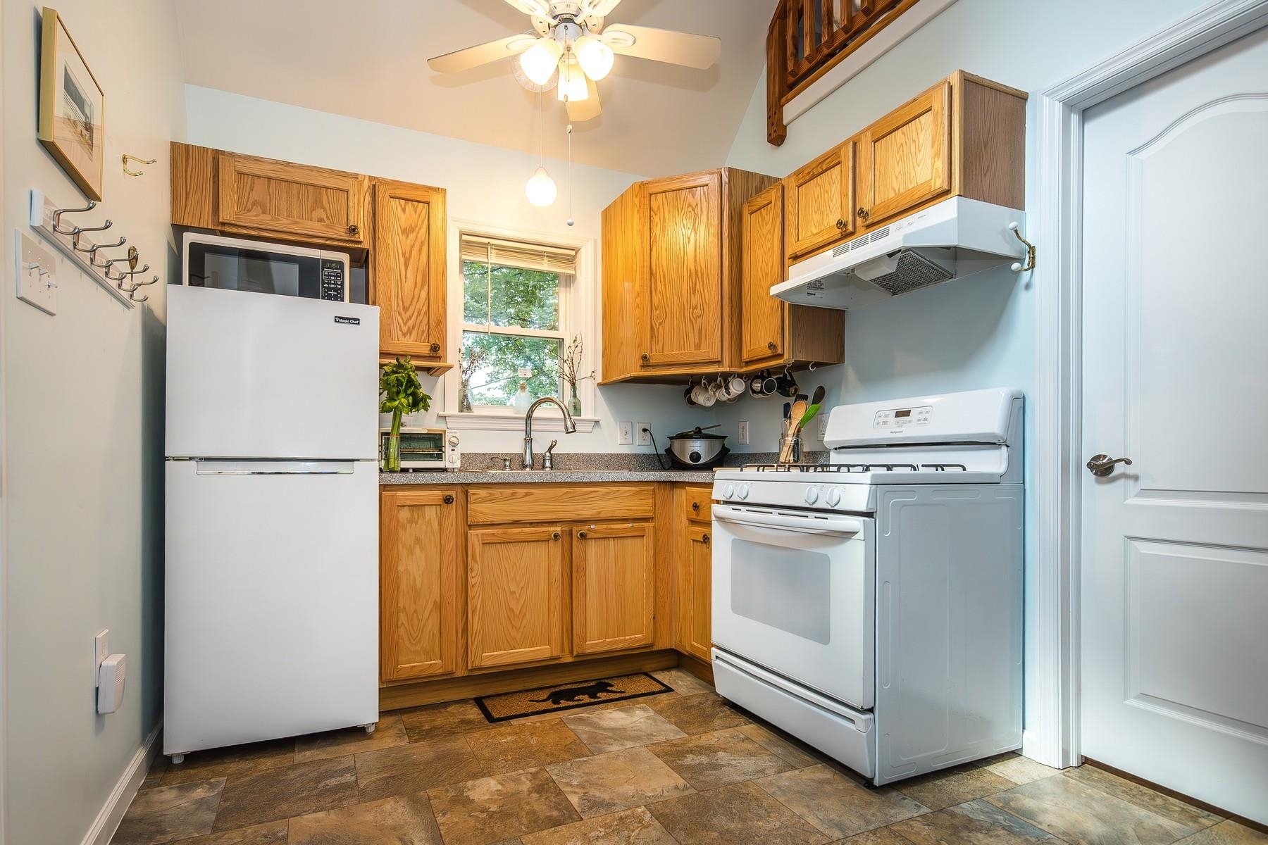 1027 Rte 30 North Castleton, VT 05732 - Photo 5 of 24