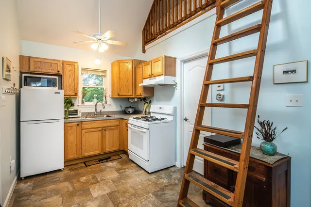 $195,000 | 1027 Rte 30 North, Castleton, VT 05732