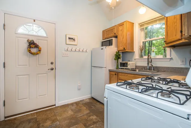 $195,000 | 1027 Rte 30 North, Castleton, VT 05732