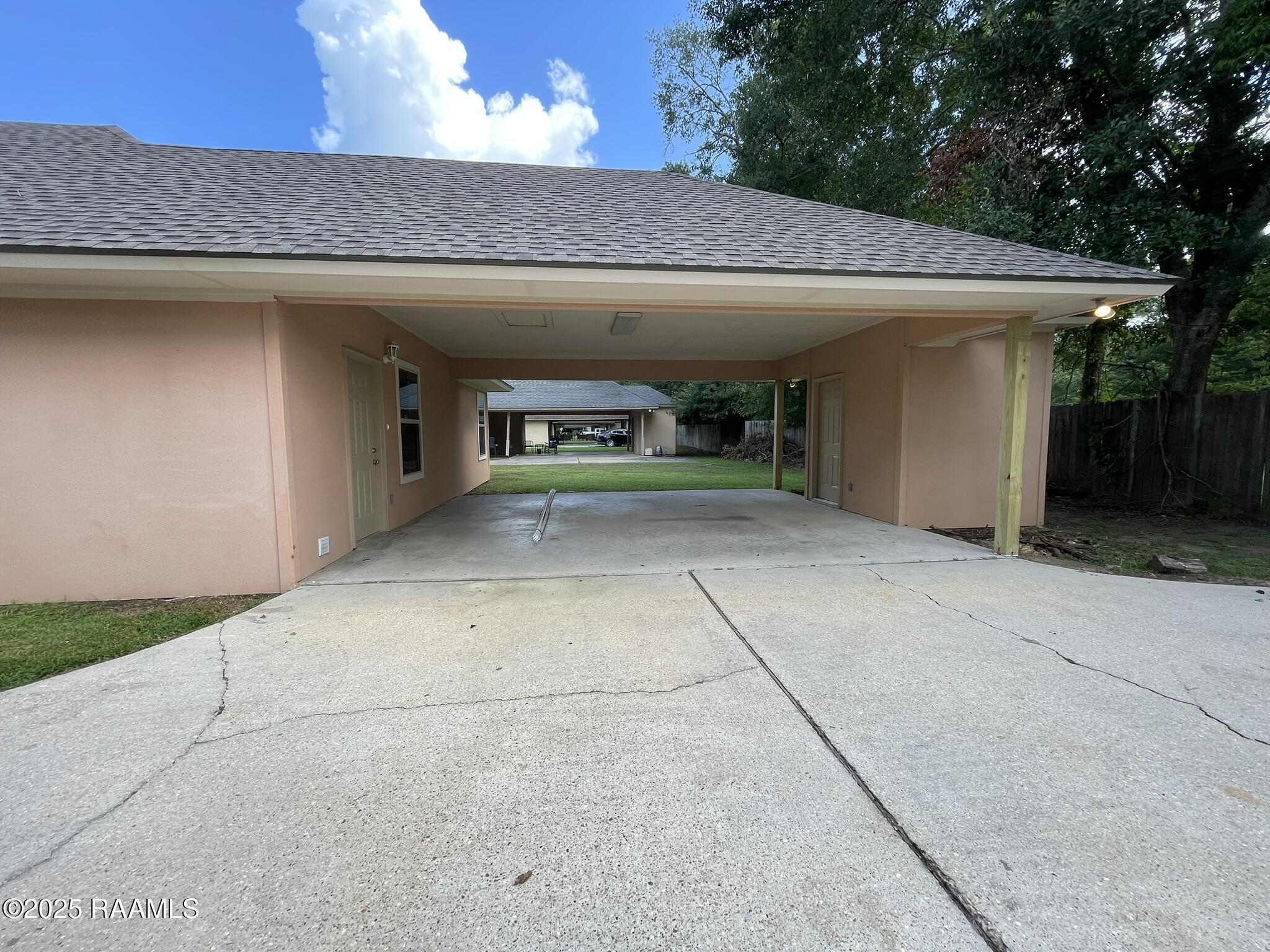 112 Roland Lane Opelousas, LA 70570 - Photo 3 of 28 112 Roland Dr