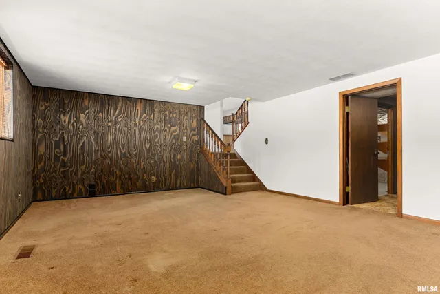 $229,900 | 5535 Sioux Trail South, Peoria, IL 61607