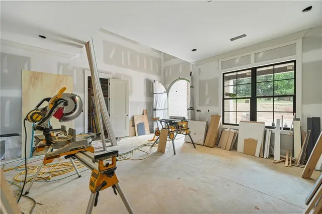 a view of a livingroom with furniture window