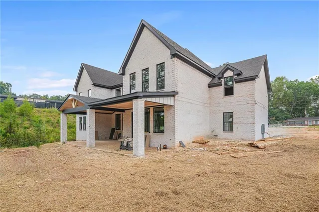 $1,800,000 | 3235 Smithtown Road, Suwanee, GA 30024