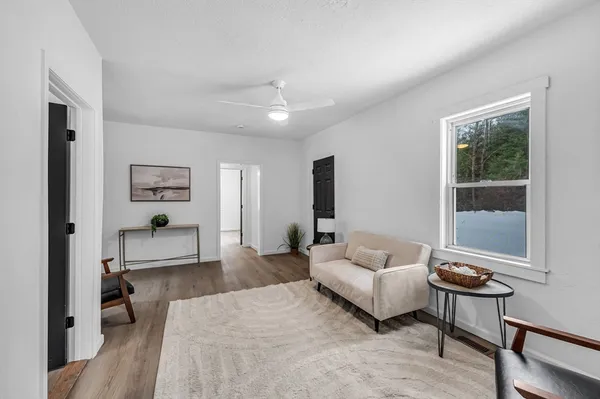 $389,900 | 72 Northwest Schoolhouse Road, Dudley, MA 01571