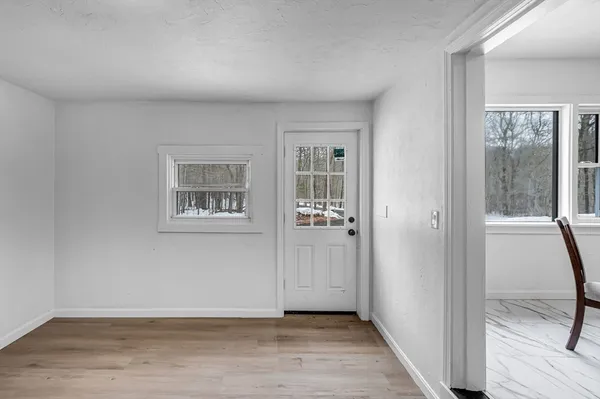 $389,900 | 72 Northwest Schoolhouse Road, Dudley, MA 01571