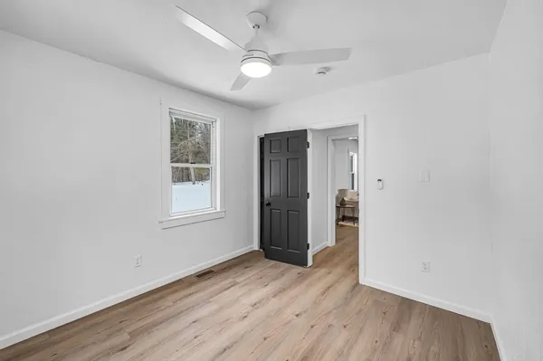 $389,900 | 72 Northwest Schoolhouse Road, Dudley, MA 01571