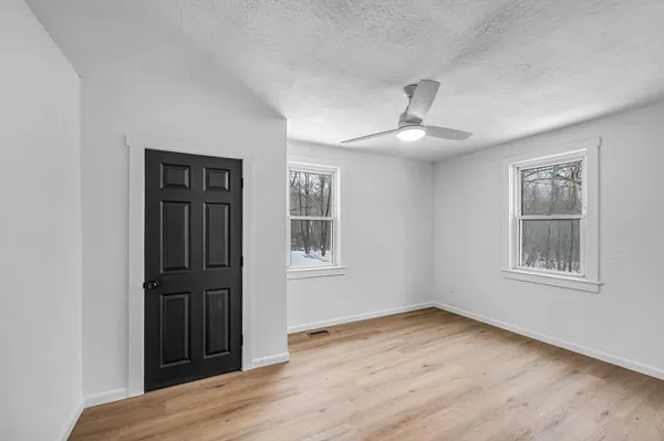 $389,900 | 72 Northwest Schoolhouse Road, Dudley, MA 01571