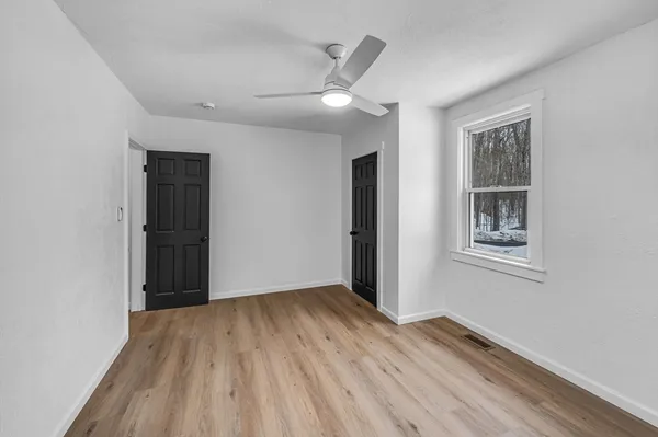 $389,900 | 72 Northwest Schoolhouse Road, Dudley, MA 01571