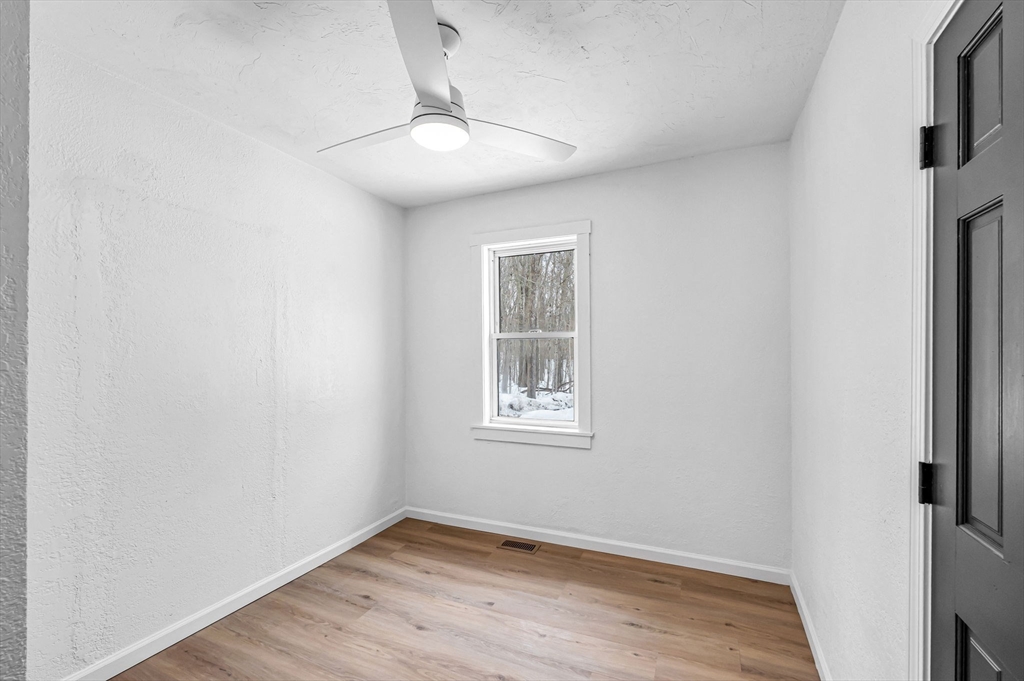 72 Northwest Schoolhouse Road Dudley, MA 01571 - Photo 23 of 37