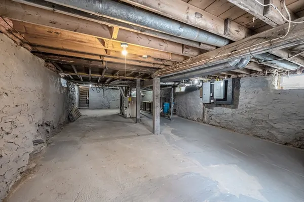 $389,900 | 72 Northwest Schoolhouse Road, Dudley, MA 01571