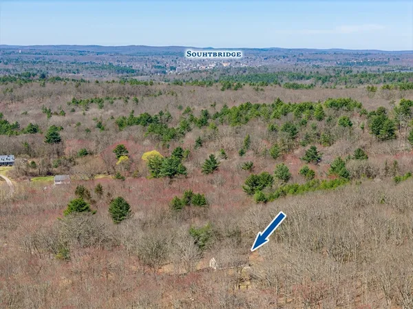 $389,900 | 72 Northwest Schoolhouse Road, Dudley, MA 01571