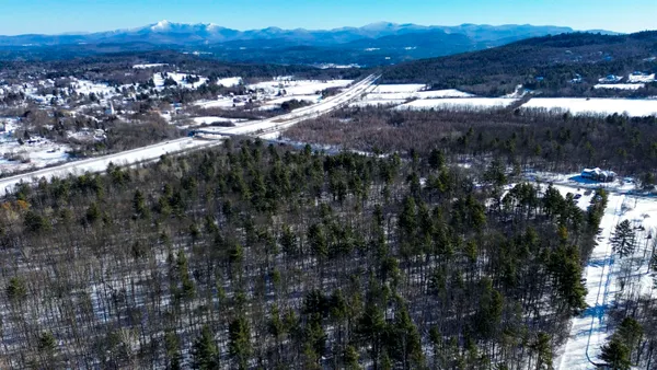 $1,700,000 | 450 Oak Hill Road, Williston, VT 05495