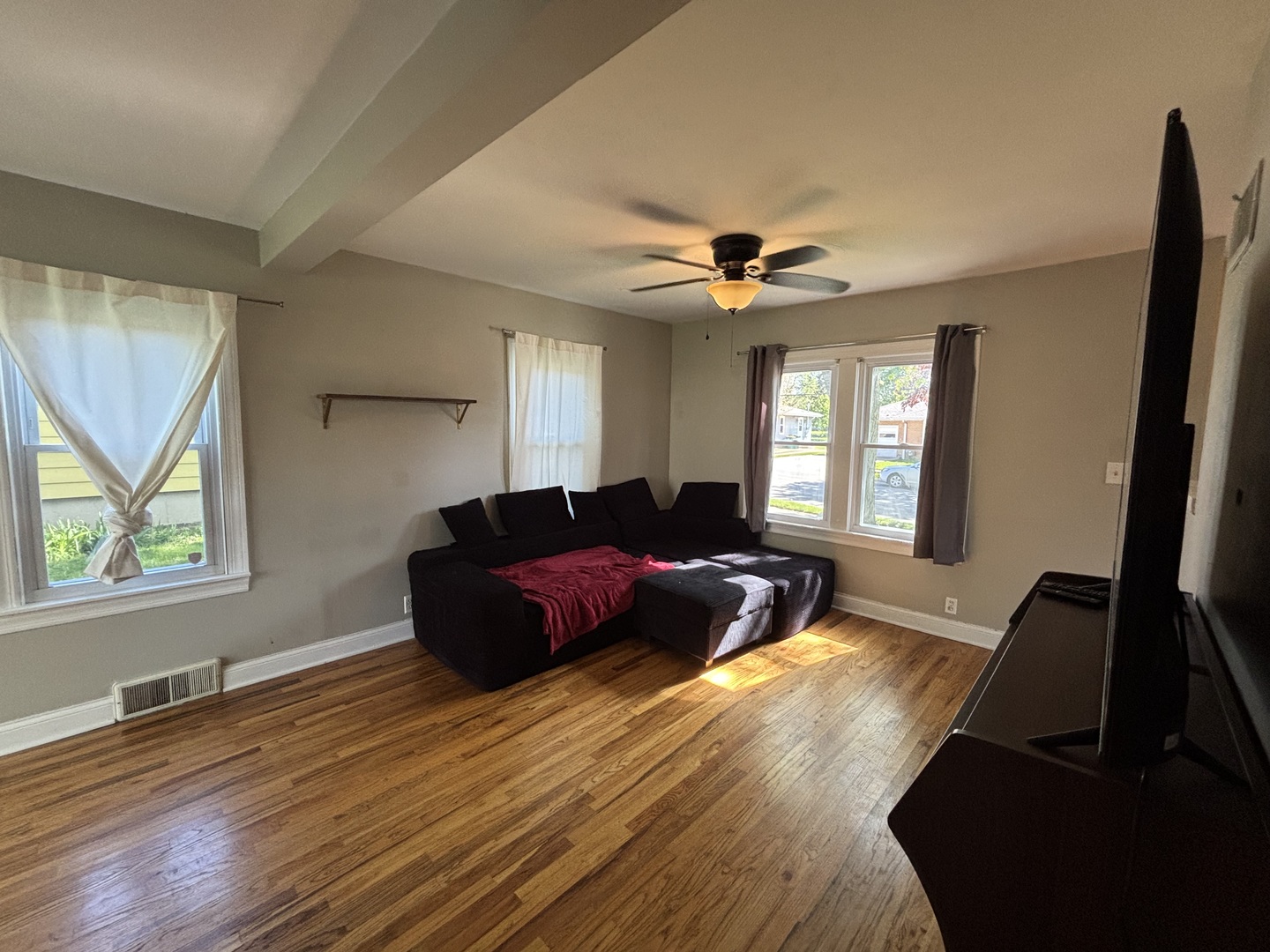 927 Townsend Street Sycamore, IL 60178 - Photo 5 of 18