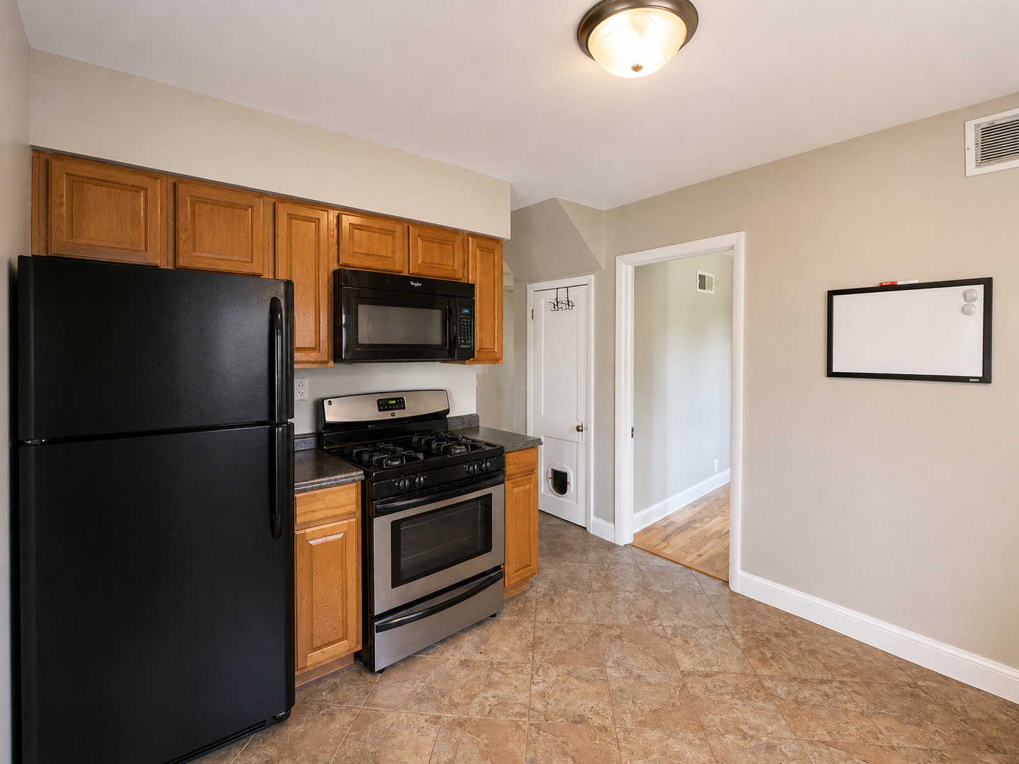 927 Townsend Street Sycamore, IL 60178 - Photo 10 of 18