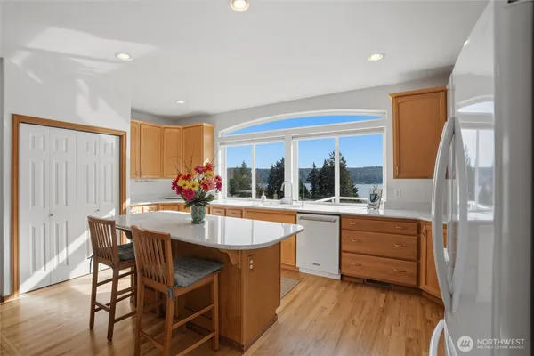 $774,777 | 4987 Illahee Road Northeast, Bremerton, WA 98311