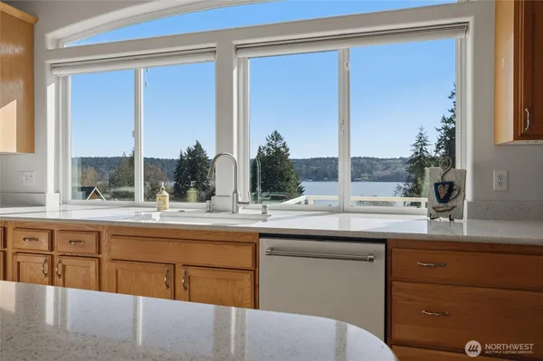 $774,777 | 4987 Illahee Road Northeast, Bremerton, WA 98311