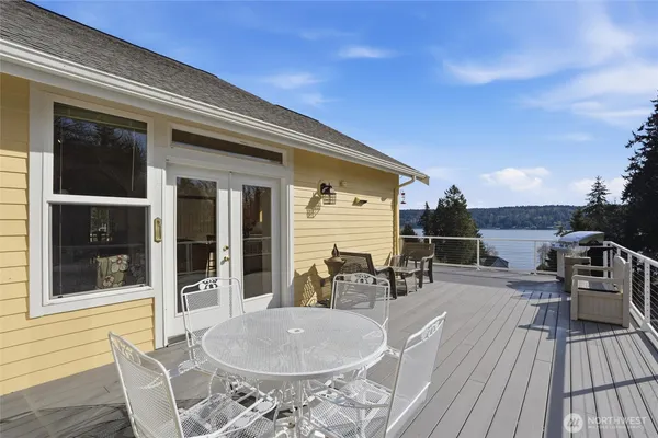 $774,777 | 4987 Illahee Road Northeast, Bremerton, WA 98311