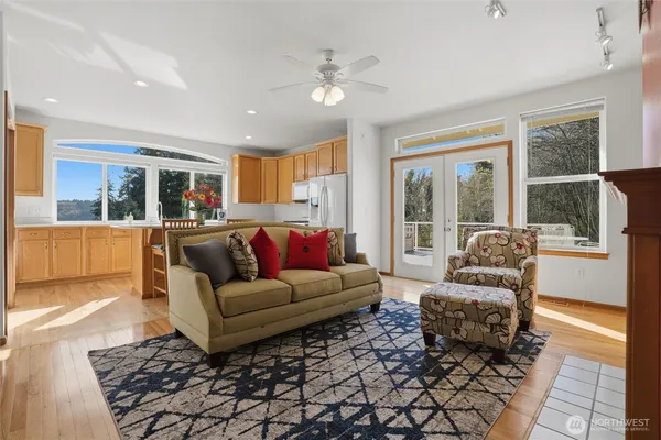 $774,777 | 4987 Illahee Road Northeast, Bremerton, WA 98311