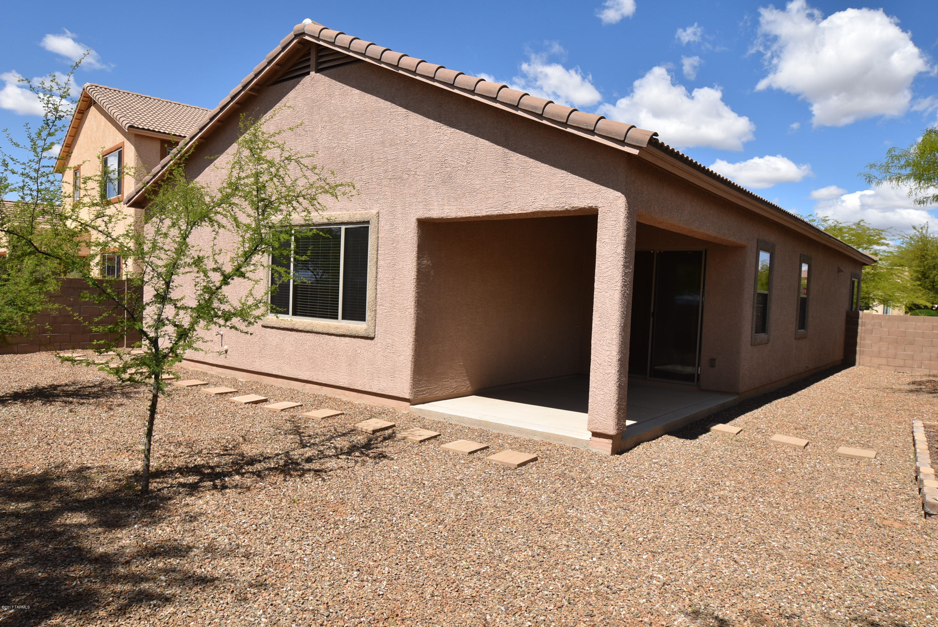 12823 Bloomington Loop Tucson, AZ 85755 - Photo 35 of 39