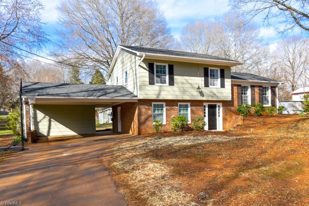3125 Wide Country Road Pfafftown, NC 27040 - Photo 3 of 24 Gallery Image 3