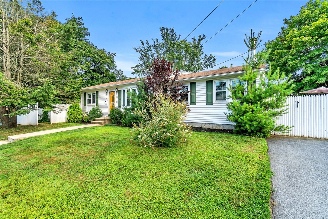 15 Edwards Road Johnston, RI 02919 - Photo 1 of 26 Gallery Image 1