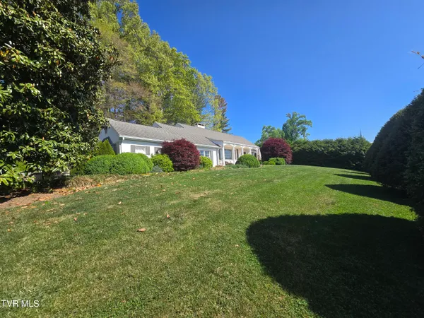 $599,000 | 570 Valley Drive, Bristol, VA 24201