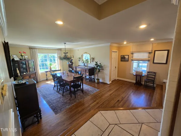 $599,000 | 570 Valley Drive, Bristol, VA 24201