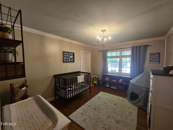 $599,000 | 570 Valley Drive, Bristol, VA 24201