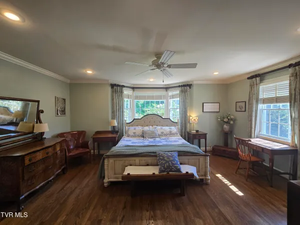 $599,000 | 570 Valley Drive, Bristol, VA 24201