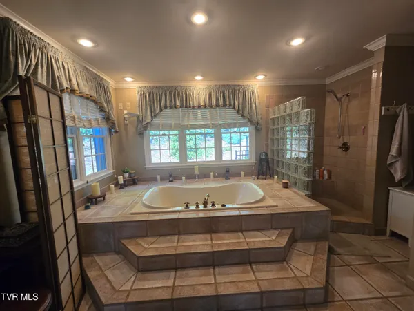 $599,000 | 570 Valley Drive, Bristol, VA 24201