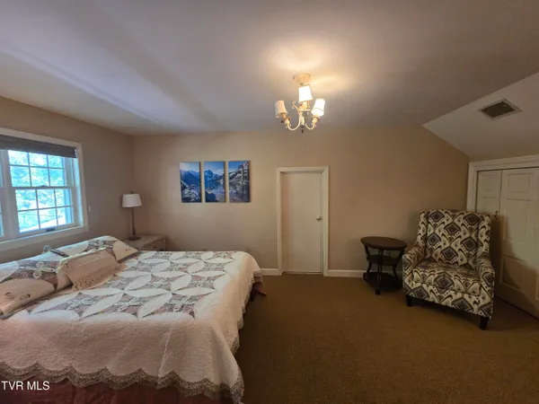 $599,000 | 570 Valley Drive, Bristol, VA 24201