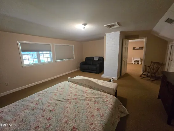 $599,000 | 570 Valley Drive, Bristol, VA 24201