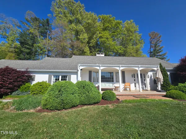 $599,000 | 570 Valley Drive, Bristol, VA 24201