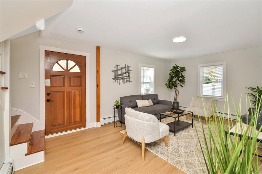 46 Loring Street Lawrence, MA 01843 - Photo 3 of 35