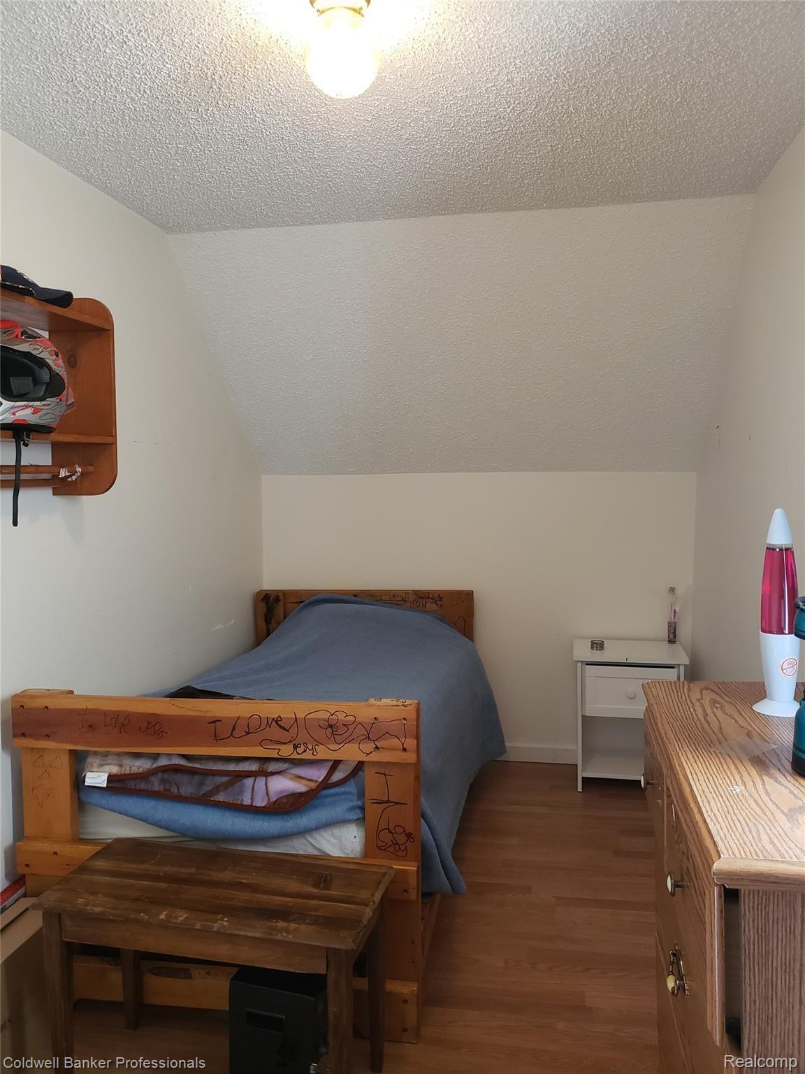6526 South Kingston Road Clifford, MI 48727 - Photo 32 of 60 20190930_164934.jpg