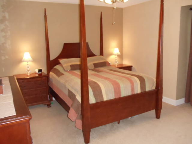 1624 Meadows Road Vinton, VA 24179 - Photo 10 of 30 a bedroom with a bed and a window