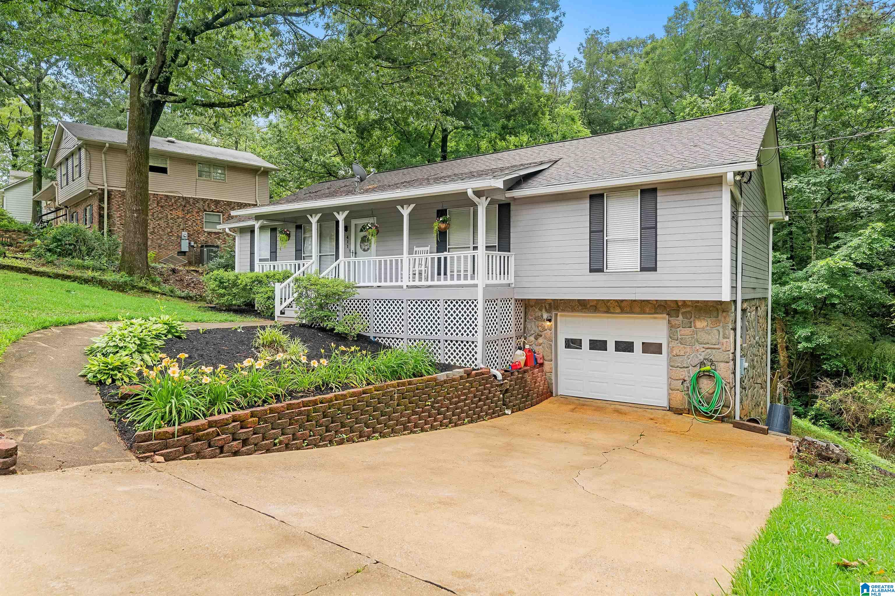 411 Sandra Lane Birmingham, AL 35217 - Photo 2 of 30