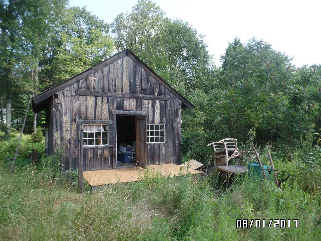 425 Queen Lake Road Phillipston, MA 01331 - Photo 7 of 11 Gallery Image 7
