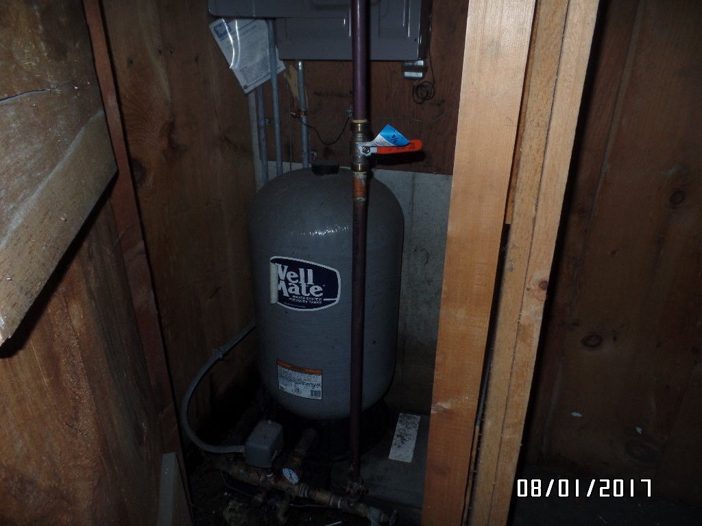 425 Queen Lake Road Phillipston, MA 01331 - Photo 10 of 11 Gallery Image 10