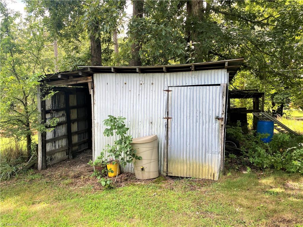 6603 Company Mill Road Climax, NC 27233 - Photo 23 of 24 The old shed.